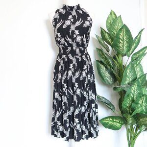 Ann Taylor Black & White Floral Jersey Sleeveless Fit & Flare Midi Dress XXSP